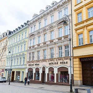 Th Apartment