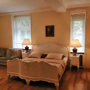 https://apartmany-vila-liberty.karlovyvary-hotels.com